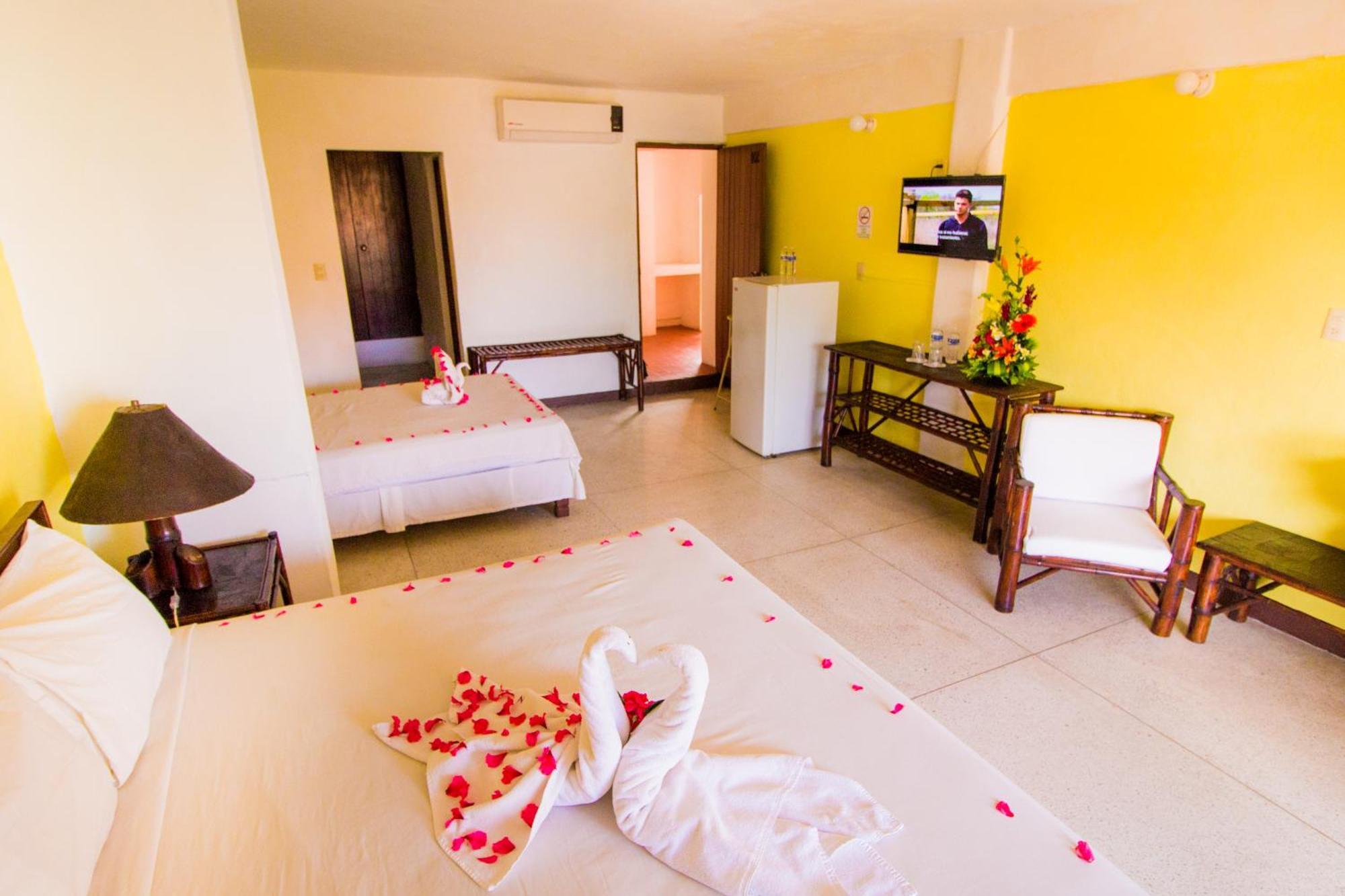 Hotel Zihua Caracol Zihuatanejo Exterior foto